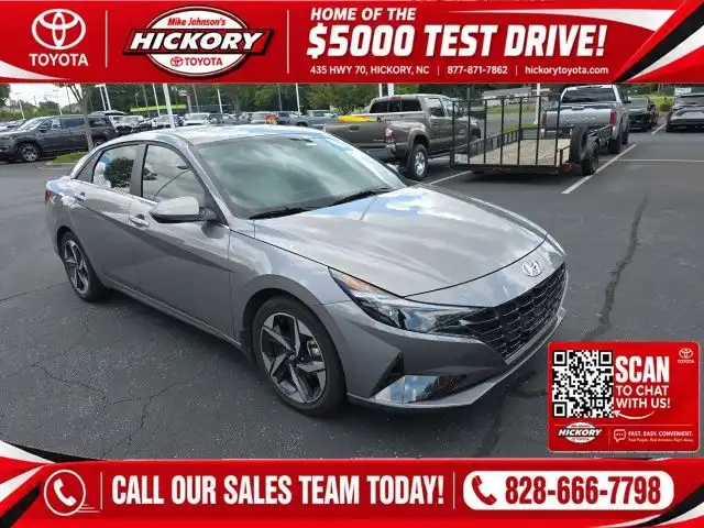 2023 Hyundai Elantra 1.6 Hybrid Limited DCT's photo