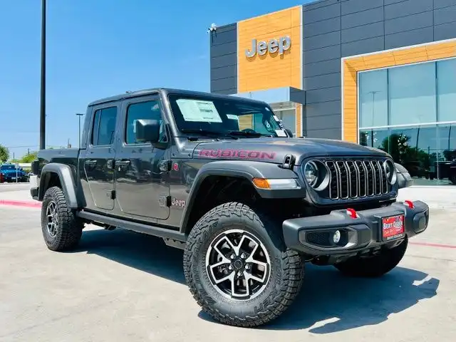 2026 Jeep Gladiator Rubicon Auto's photo