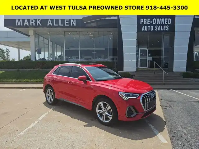 2020 Audi Q3 45 TFSI S Line Prestige quattro's photo