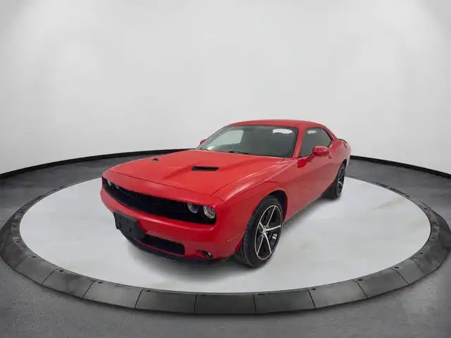 2018 Dodge Challenger SXT's photo