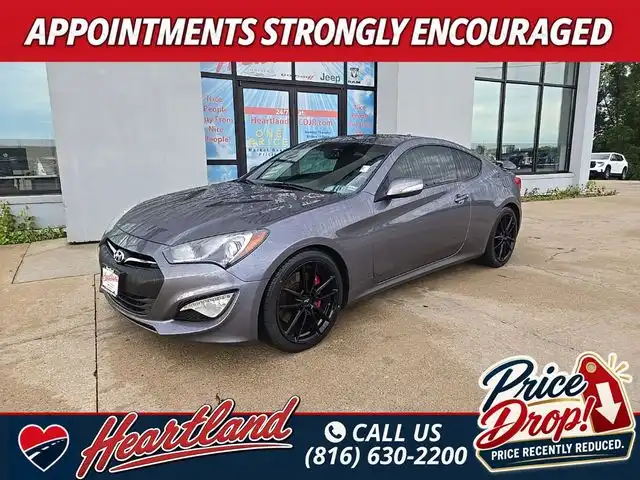 2015 Hyundai Genesis Coupe 3.8 Ultimate 8-Speed A T's photo