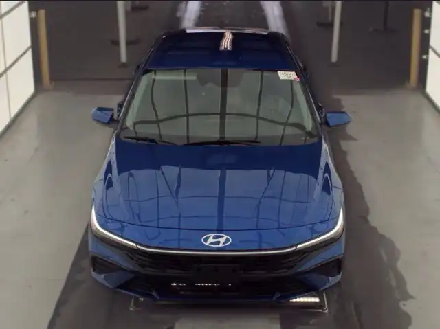 2025 Hyundai Elantra 2.0 SE IVT's photo