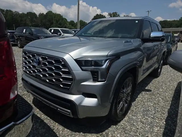 2023 Toyota Sequoia Capstone 4WD i-FORCE MAX Hybrid's photo