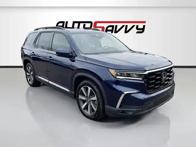 2025 Honda Pilot Touring AWD's photo