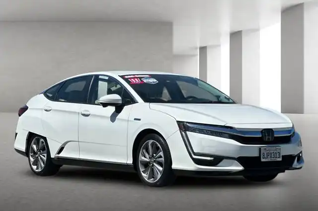 2018 Honda Clarity Plug-In Hybrid's photo