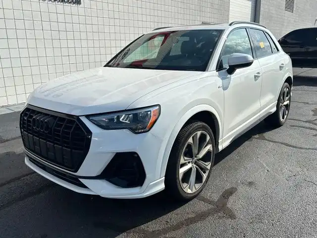 2021 Audi Q3 45 TFSI S Line Premium quattro's photo