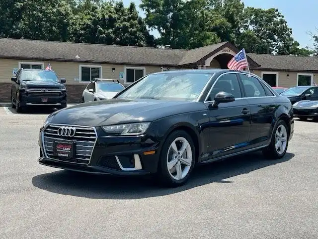 2019 Audi A4 2.0T quattro S tronic Premium's photo