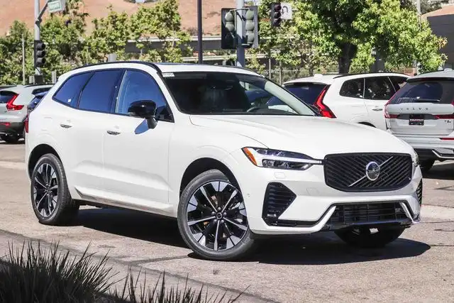 2026 Volvo XC60 T8 Plus Dark AWD's photo