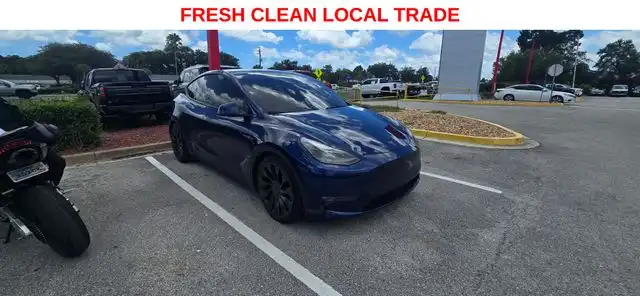 2022 Tesla Model Y Performance Dual Motor All-Wheel Drive's photo