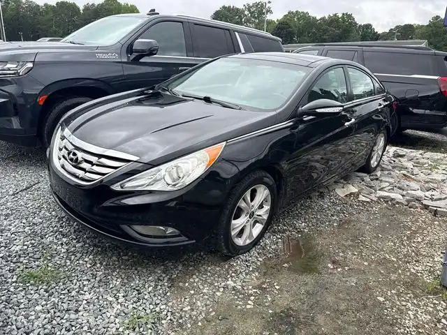 2013 Hyundai Sonata Limited I4 A/T's photo