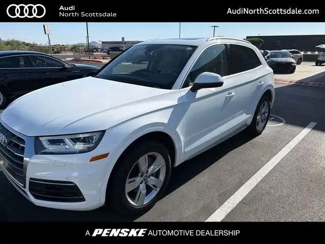 2018 Audi Q5 2.0T quattro S tronic Premium Plus's photo