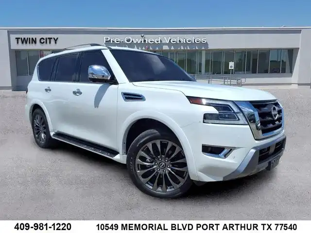2024 Nissan Armada Platinum 4X2's photo