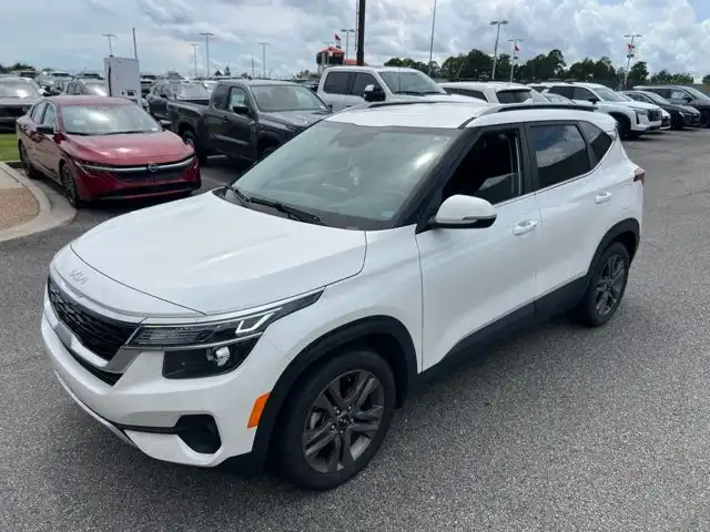 2023 Kia Seltos 2.0 S FWD's photo