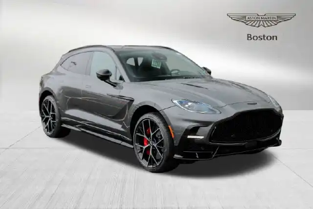 2026 Aston Martin DBX 4.0 V8 S AWD's photo