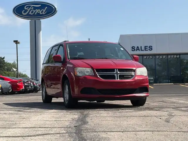 2012 Dodge Grand Caravan SXT's photo
