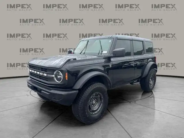 2025 Ford Bronco Base 4x4's photo