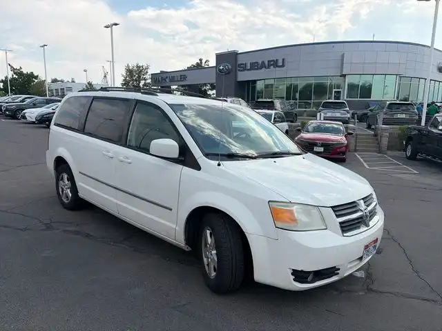 2010 Dodge Grand Caravan SXT FWD's photo