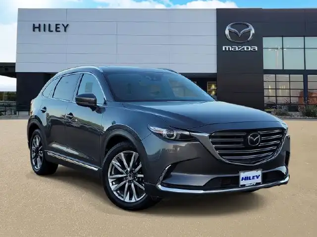 2016 Mazda CX-9 Signature AWD's photo