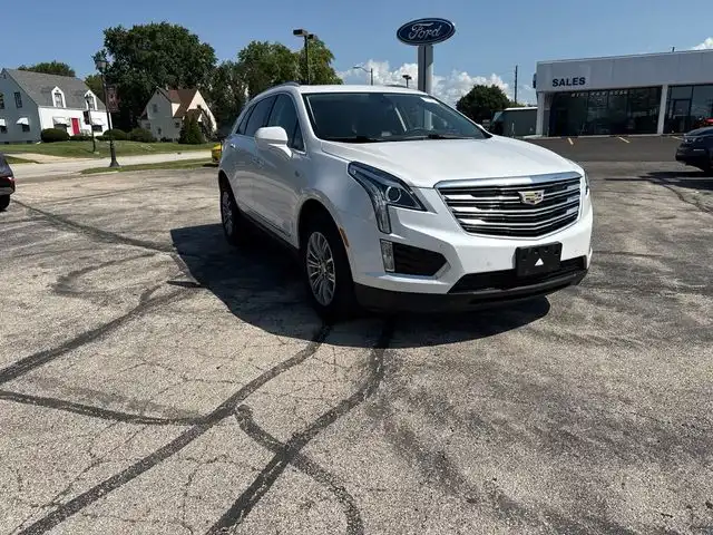 2017 Cadillac XT5 Luxury FWD's photo