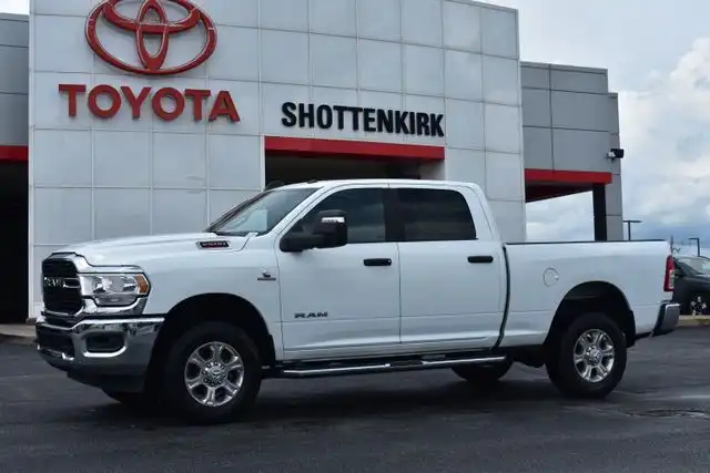 2024 RAM 2500 Big Horn 4X4 Crew Cab SWB's photo
