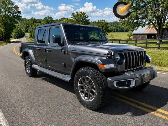 2021 Jeep Gladiator Sport S's photo