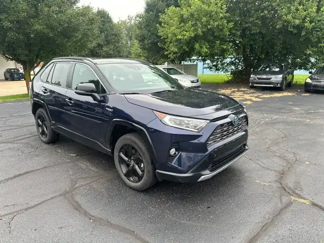 2021 Toyota RAV4 Hybrid XSE AWD's photo