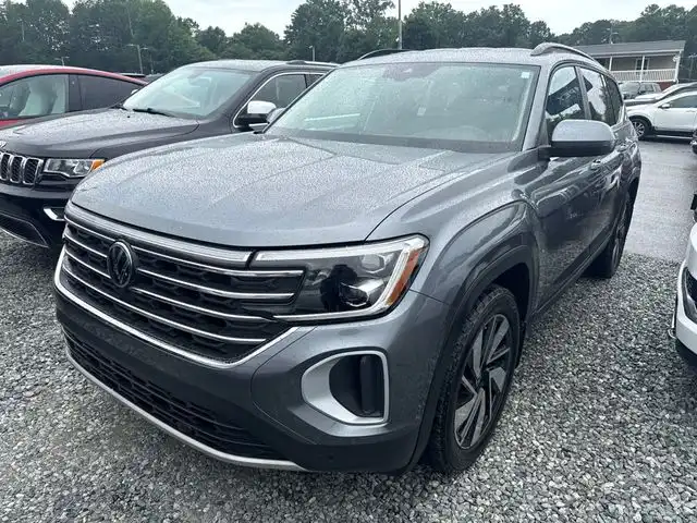 2024 Volkswagen Atlas 2.0T SE w/Tech 4MOTION's photo