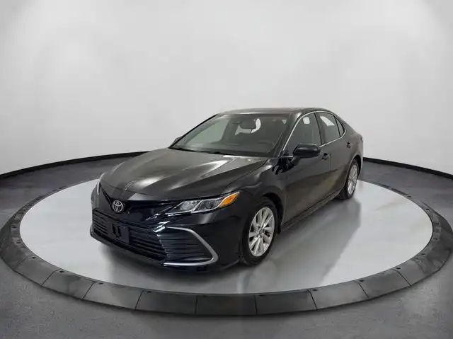 2021 Toyota Camry 2.5 Auto LE's photo