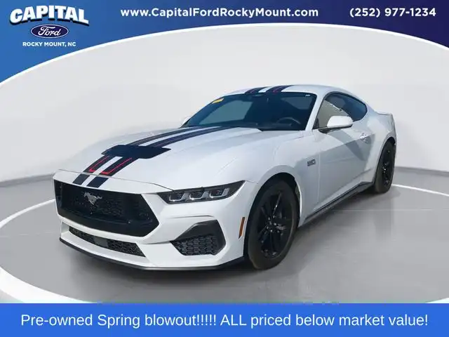 2024 Ford Mustang GT Fastback's photo