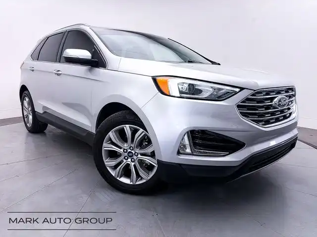 2019 Ford Edge Titanium's photo