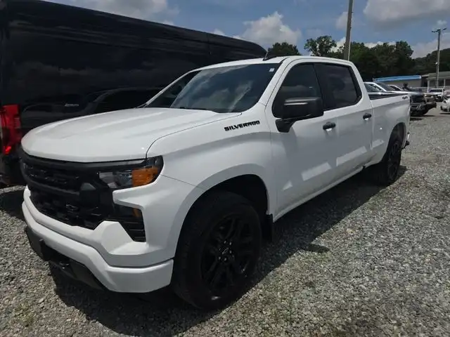 2024 Chevrolet Silverado 1500 Custom 4WD Crew Cab Standard Box's photo