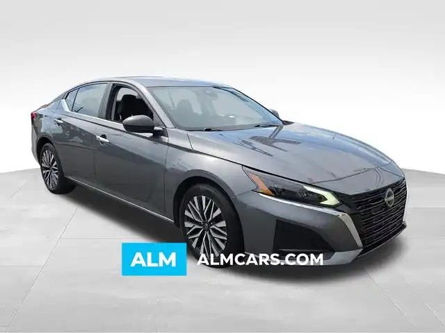 2025 Nissan Altima 2.5 SV's photo