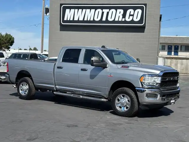 2024 RAM 3500 Tradesman 4X4 Crew Cab LWB's photo