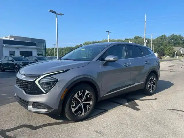 2024 Kia Sportage 2.5 EX AT's photo