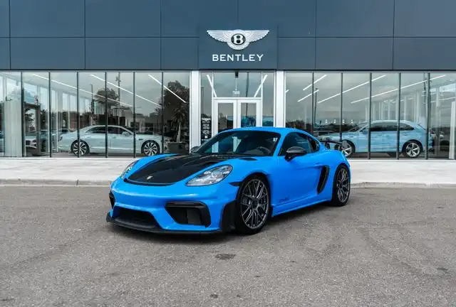 2025 Porsche 718 Cayman GT4 RS's photo