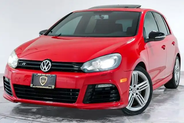 2013 Volkswagen Golf 2.0L 4-door w/Sunroof & Navigation's photo