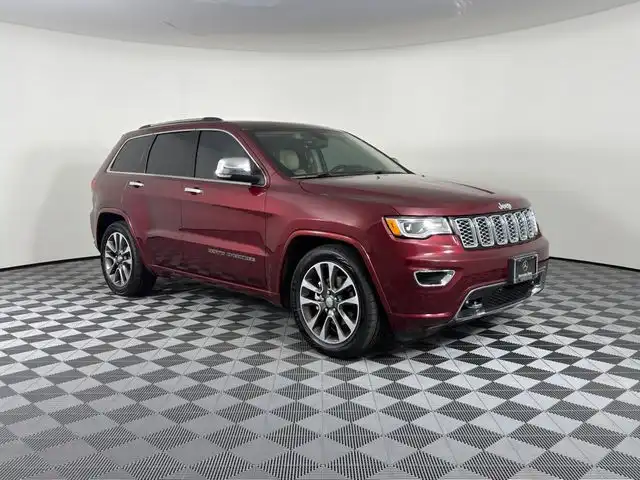 2018 Jeep Grand Cherokee Overland 4WD's photo
