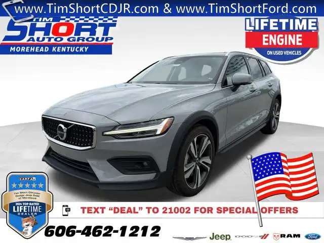 2025 Volvo V60 Cross Country B5 Plus AWD's photo