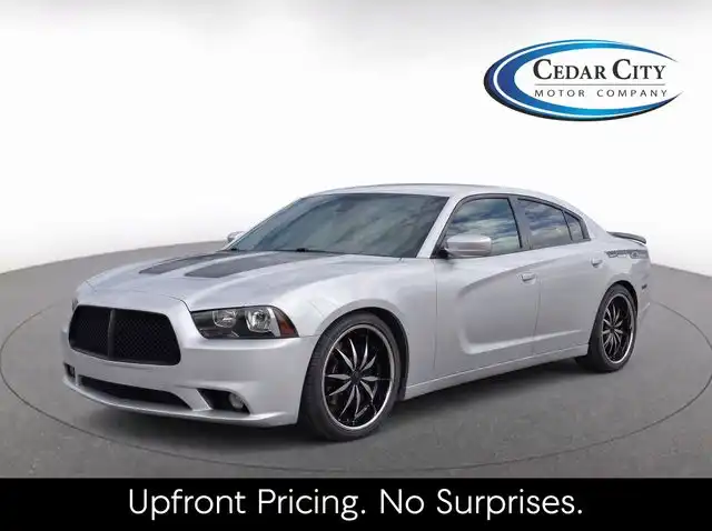 2012 Dodge Charger SE's photo