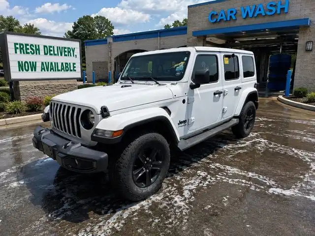 2021 Jeep Wrangler Sahara Altitude's photo