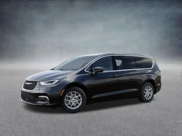 2025 Chrysler Pacifica Select's photo
