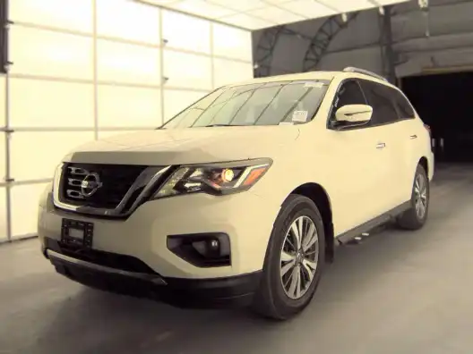 2018 Nissan Pathfinder SV 2WD's photo