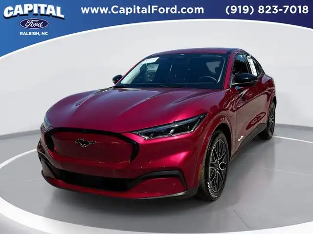 2025 Ford Mustang-Mach-e Premium's photo