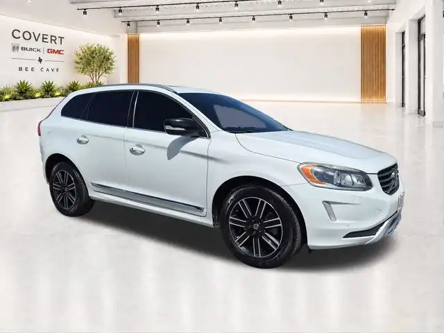2017 Volvo XC60 T5 AWD Dynamic's photo