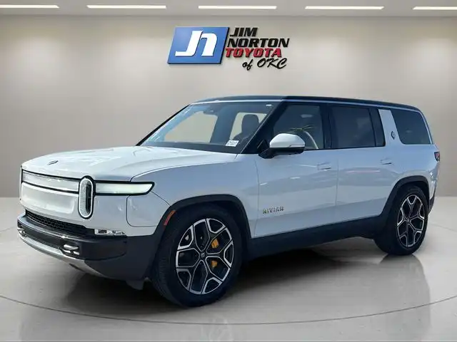 2023 Rivian R1S Adventure Quad-Motor Large Pack's photo