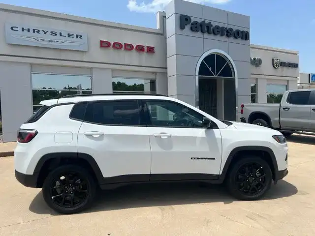 2026 Jeep Compass Altitude 4X4's photo