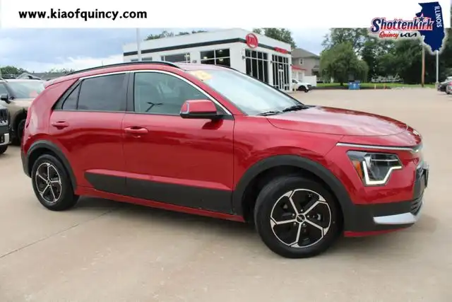 2023 Kia Niro EX HEV's photo