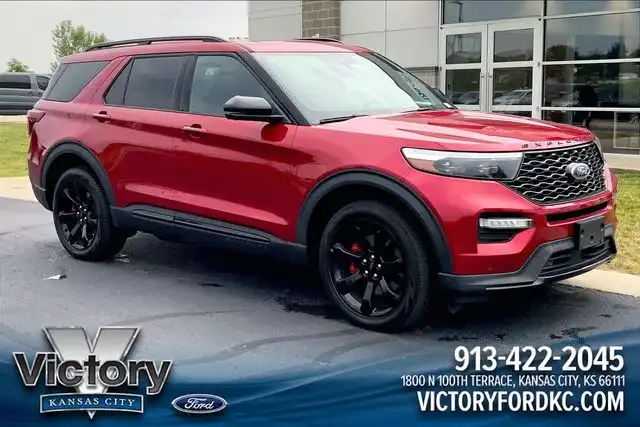 2023 Ford Explorer ST 4WD's photo