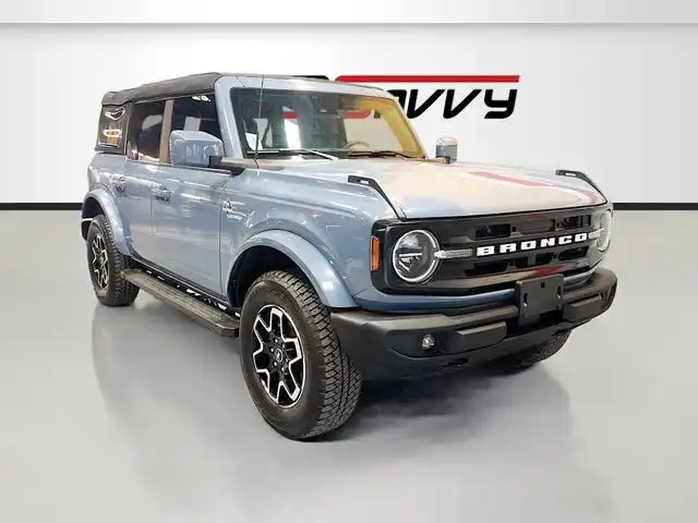 2023 Ford Bronco Outer Banks 4x4's photo