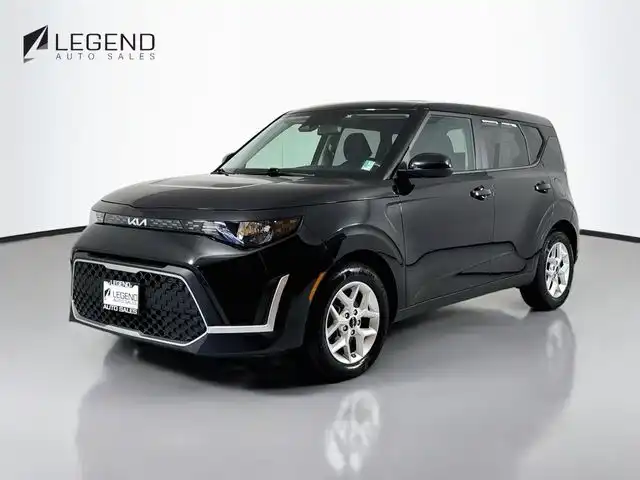 2023 Kia Soul 2.0 LX IVT's photo